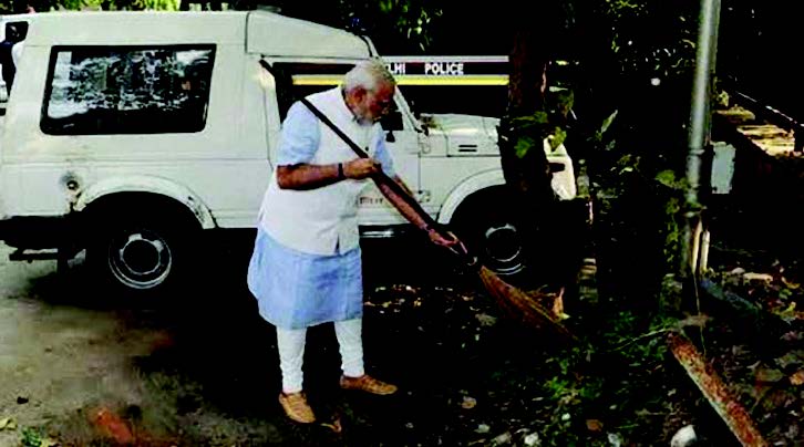 PM Modi made a surprise inspection at a police station.