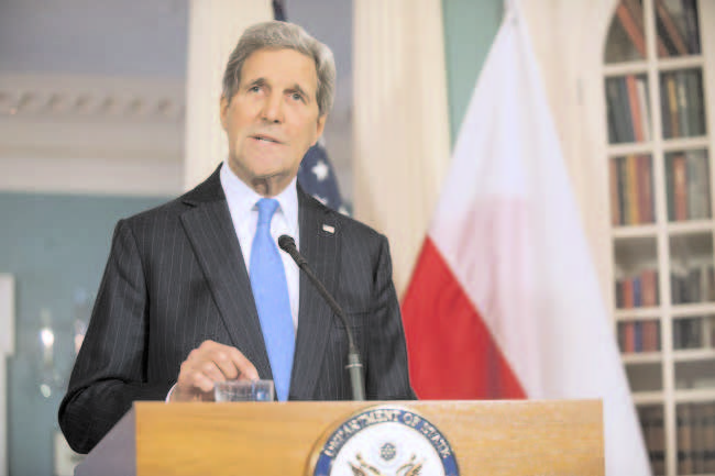 Kerry travels to Ukraine