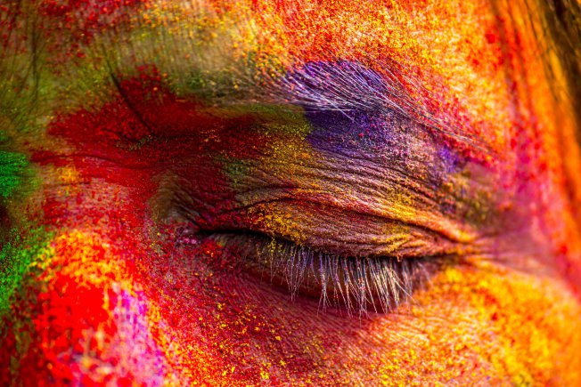 holi