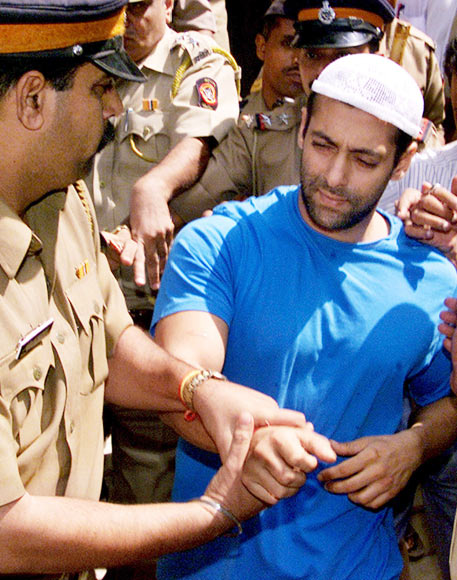 24salman-khan-controversies1