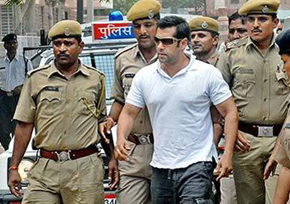 Salman-Khan-hit8266