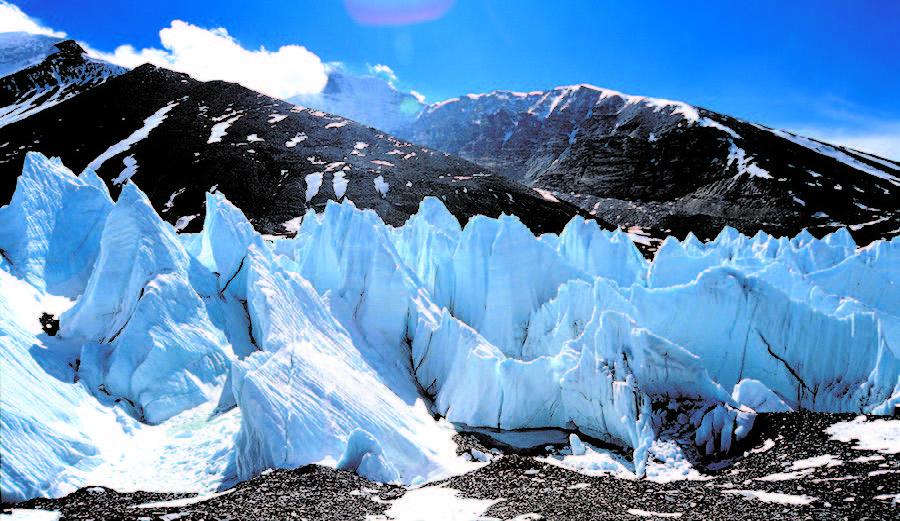 EVEREST GLACIERS MAY DISAPPEAR BY 2100 IMAGE