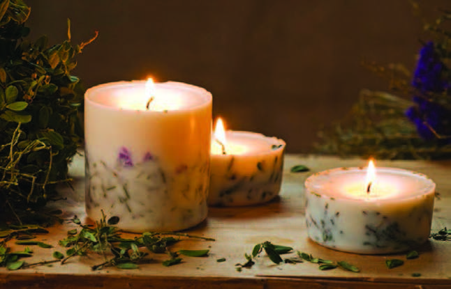 MAKE SOY WAX CANDLES