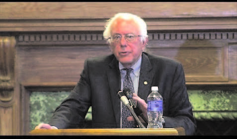 Socialist Sanders throws reddish hat into US Presidential ring image