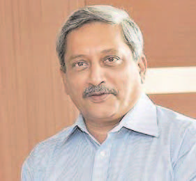 Congress files complaint against Parrikar