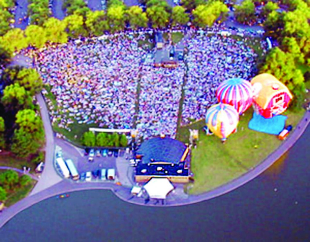 The Harry Chapin Lakeside Theatre is an outdoor theater that hosts a full schedule of entertainment events during the summer, from concerts to movies.