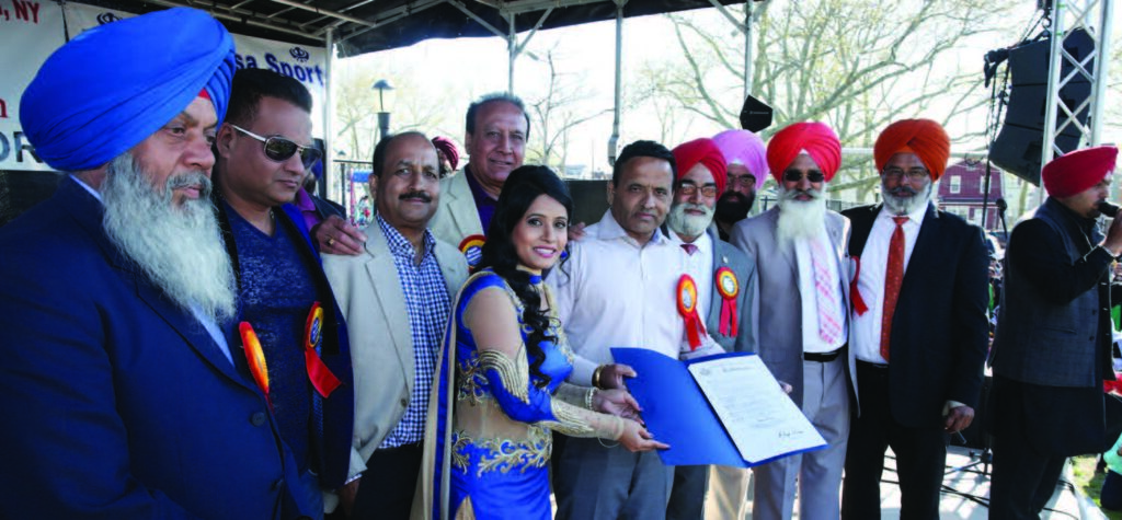 The Singing Sensation Ms Pooja Enthralls at Vaisakhi Mela main Image1