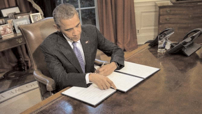 Obama vetoes