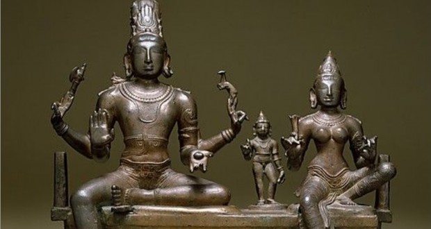 A-Chola-era-bronze-sculpture-of-Shiva-and-Parvati-620×330