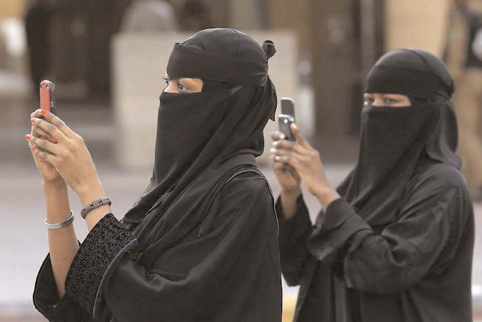 Saudi women set to make election history
