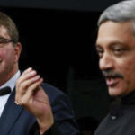 India's Defense Minister Manohar Parrikar (Right) and U.S. Defense Secretary Ash Carter hold a joint press conference after their meeting at the Pentagon in Washington, December 10, 2015.