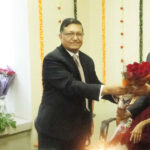 Bank of Baroda CEO Mr. Ashok Garg welcomes the chief guest Mr. Manoj Mohapatra, Deputy Consul General of India