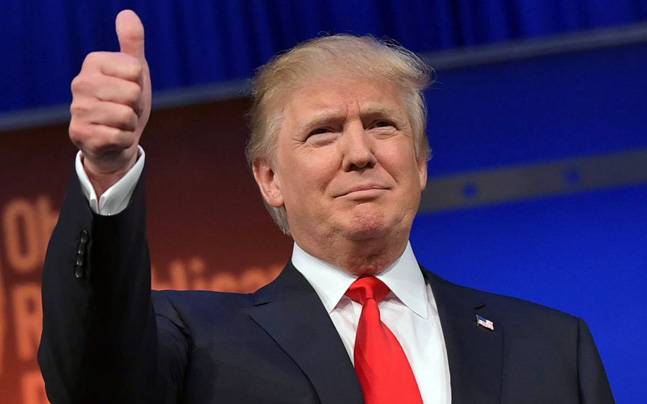 donald-trump-thumbs-up