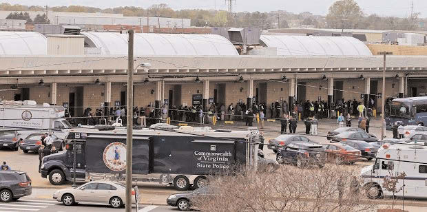 Suspect in bus station shooting dead