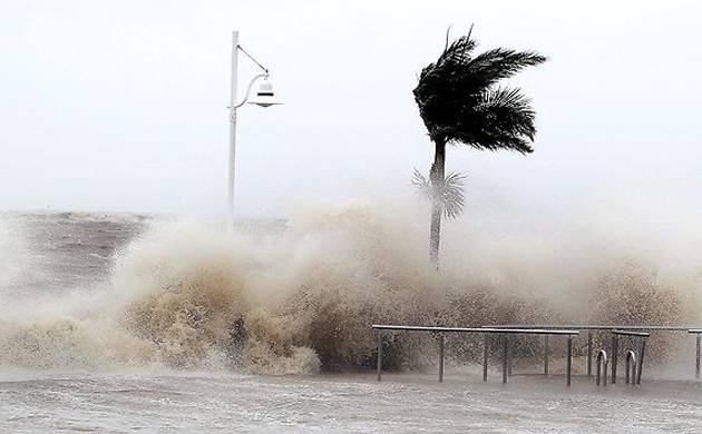 497216356-Cyclone-Alert_6