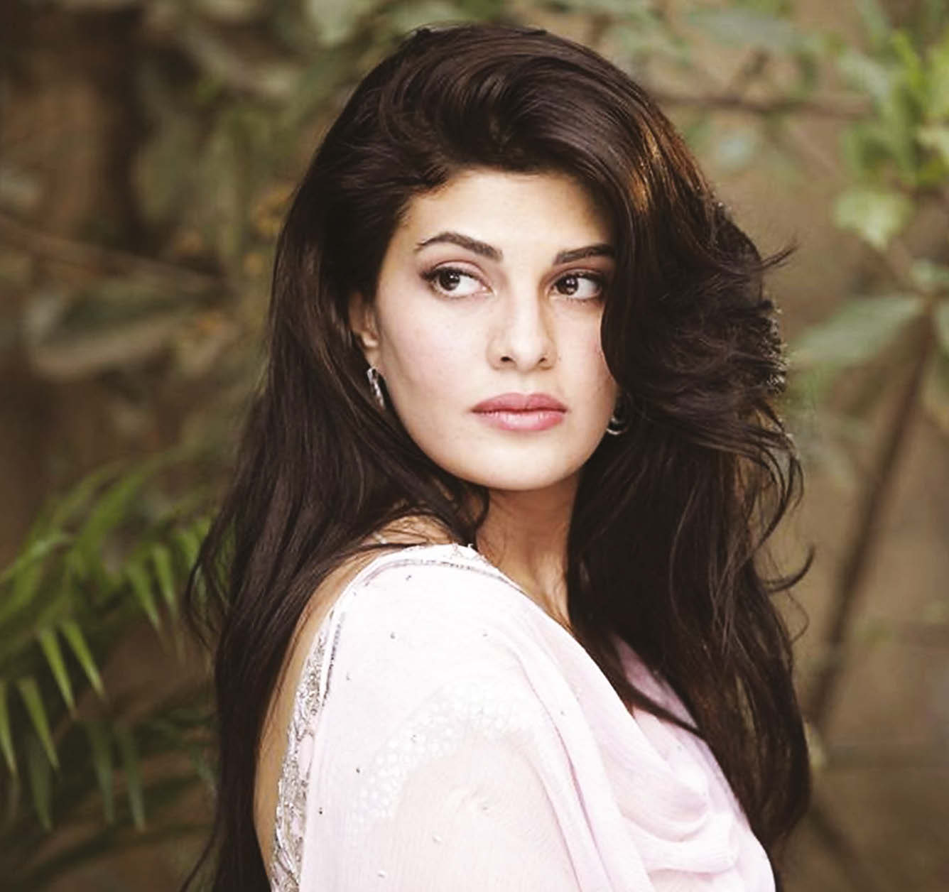 JACQUELINE FERNANDEZ