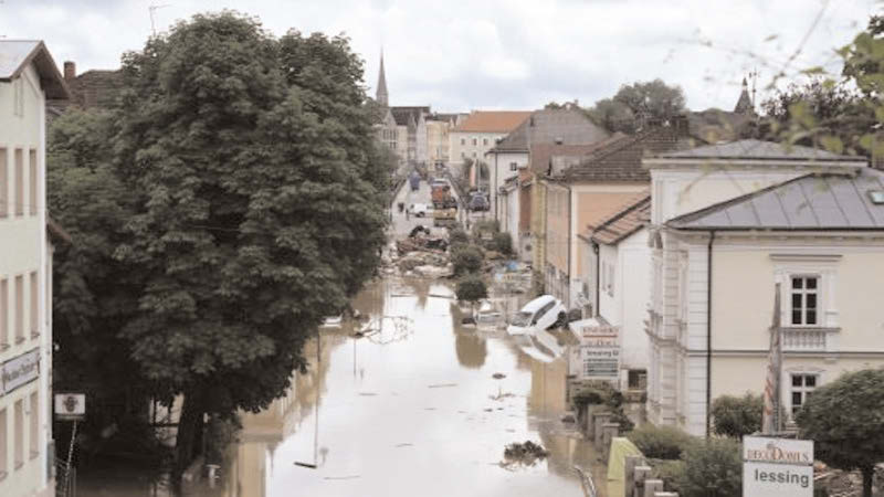 floods wreak havoc in Germany and France