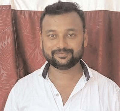 VIGILANTES KILL BJP WORKER TRANSPORTING COWS