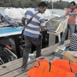 bali-tourist-boat-blast-kills-two-foreigners-injures-18