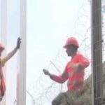 britain-to-build-13-foot-high-wall-to-stop-migrants