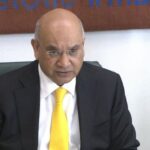 Keith Vaz 'paid for male escorts', Sunday Mirror claims