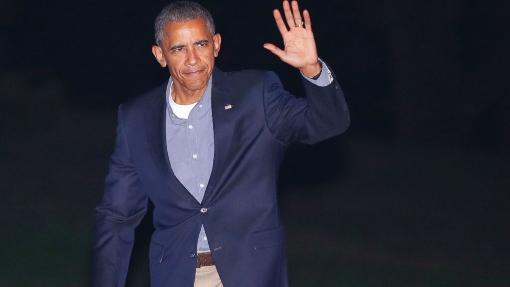 President Barack Obama waves to members of the media as he walks across the South Lawn of the White House in Washington, Friday, Sept. 9, 2016, during his return from nearby Andrews Air Force Base. Obama traveled to Asia this week and was returning from Laos after attending the ASEAN Summit. (AP Photo/Pablo Martinez Monsivais)