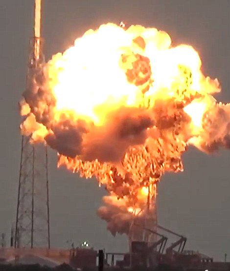 spacex-rocket-explosion