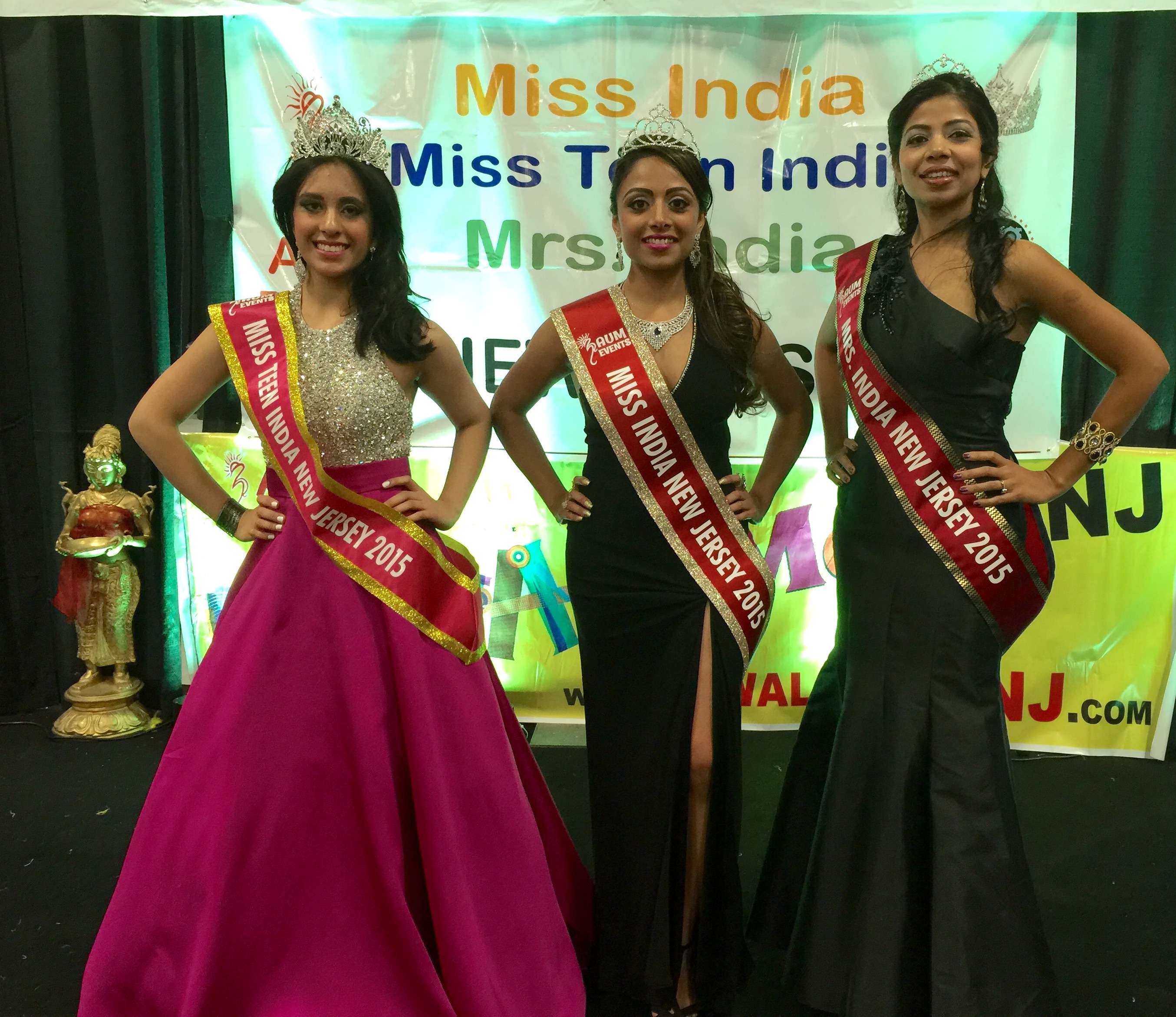 aum-events-hosts-miss-india-nj-2015-beauty-pageant-at-nj-expo-hall-in-edison-2015-file-image