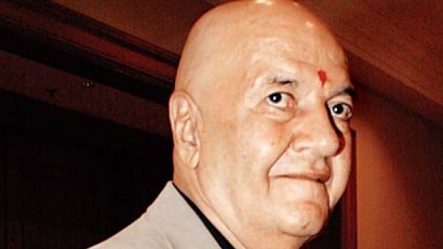 prem-chopra-gets-lifetime-achievement-award-at-jagran-festival