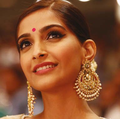 sonam-kapoor