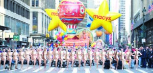 Macy's Parade, 2016 begins