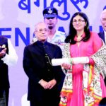 President Pranab Mukherjee conferred Pravasi Bharatiya Samman on Nisha Desai Biswal, US Assistant Secretary of State. Seen in the picture, from L to R: General VK Singh, Minister of State for External affairs, President Pranab Mukherjee, Nisha Desai Biswal with her honor scroll and Luiss Da Costa, Prime Minister of Portugal who was also conferred the honor. Photo/Jay Mandal on assignment