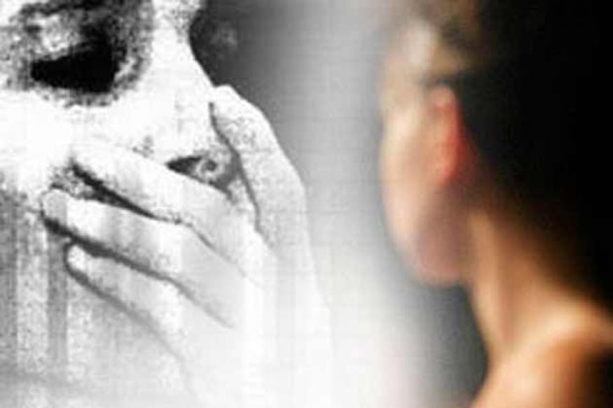 Daughters gang-raped in front of father in Gujarat
