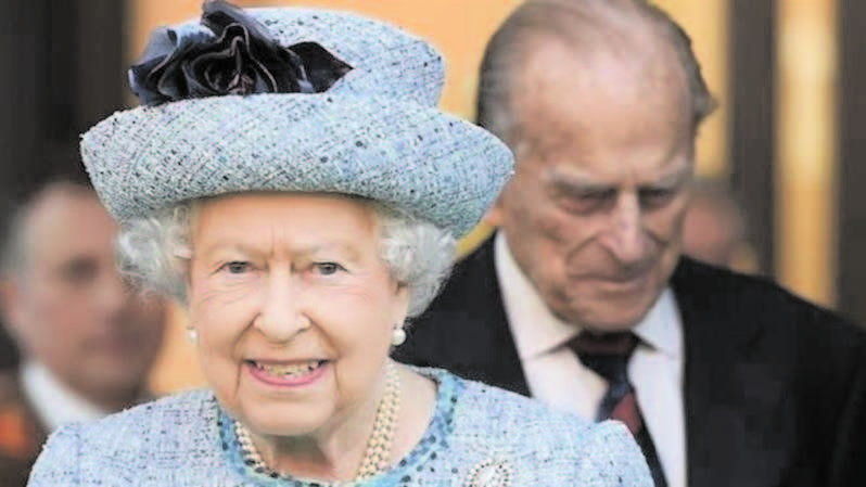 Queen signs Brexit trigger bill