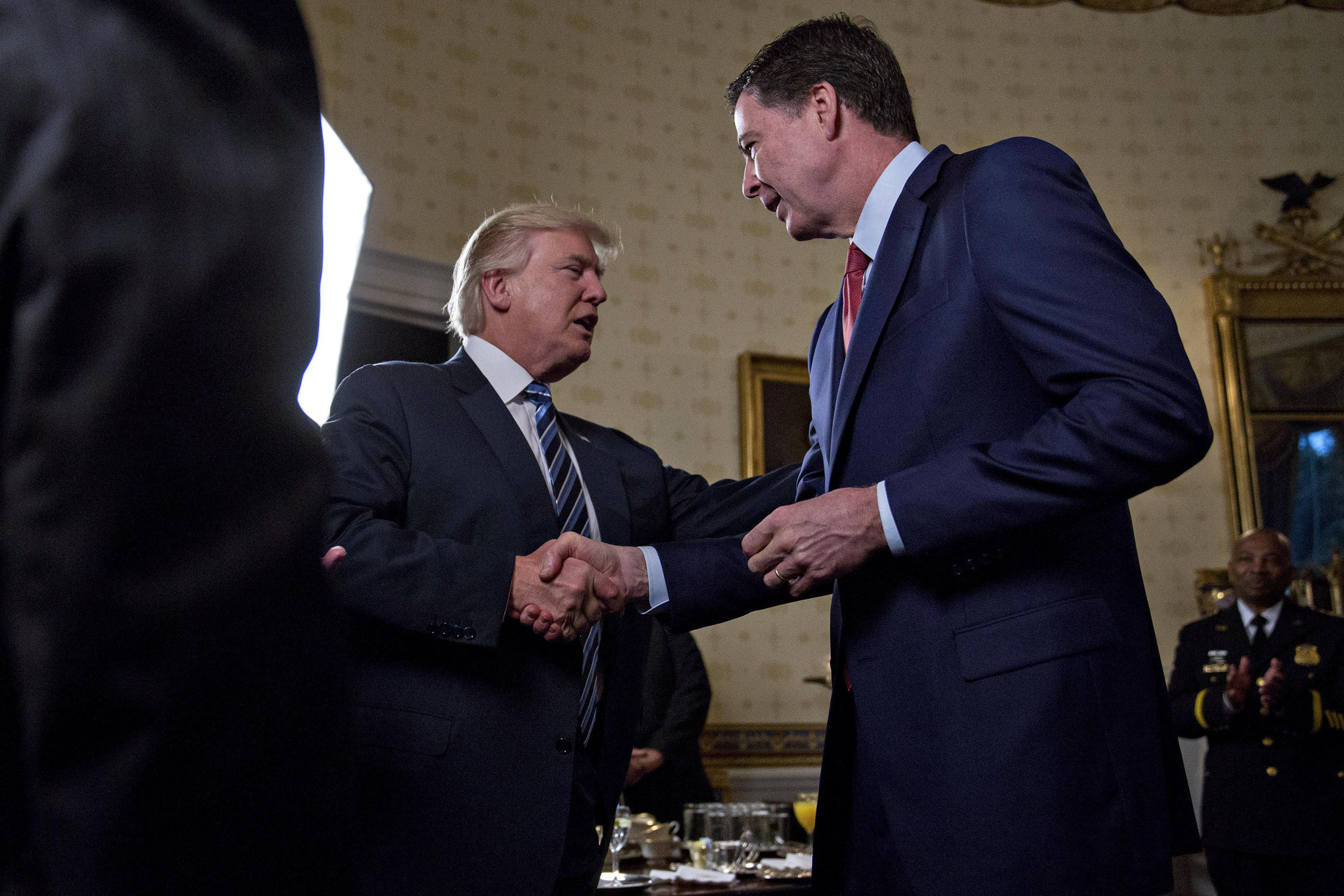 ct-comey-trump-meet-20170122