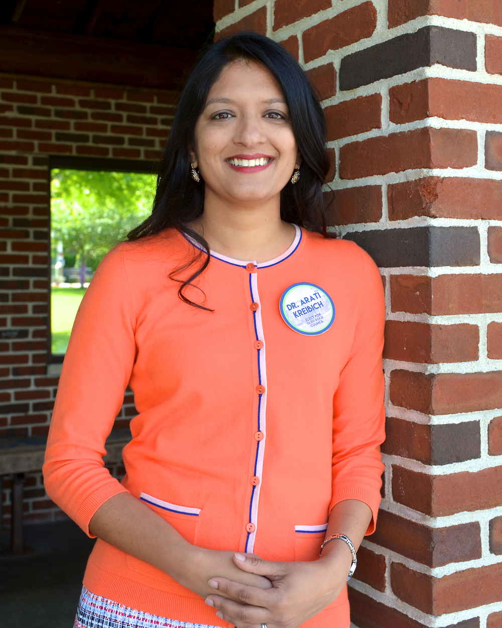 Dr Arati