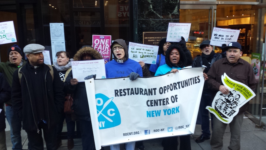 Restaurant workers rally