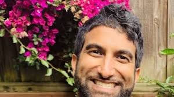 Indian American Professor Of University of Washington goes missing on Mount Rainier hike
