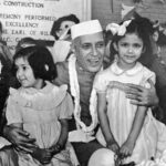 N 2 Nehruu with chidren