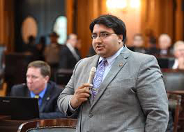 Indian American Niraj Antani sworn-in as Ohio State Senator