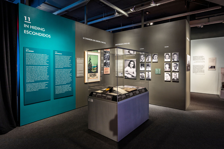 M 1 MJHNYC_ANNE-FRANK-ARTIFACTS-CASE_0gdkjZ6g