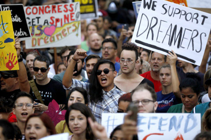 Dreamers protesting in Los Angeles Photo courtesy Los angeles Times