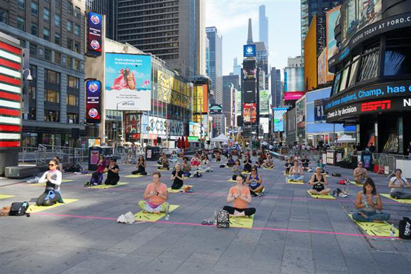 Y 1 Times Square Yoga