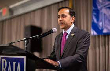 Indian American Lawmaker Krishnamoorthi asks Biden expand US global vaccine aid to India