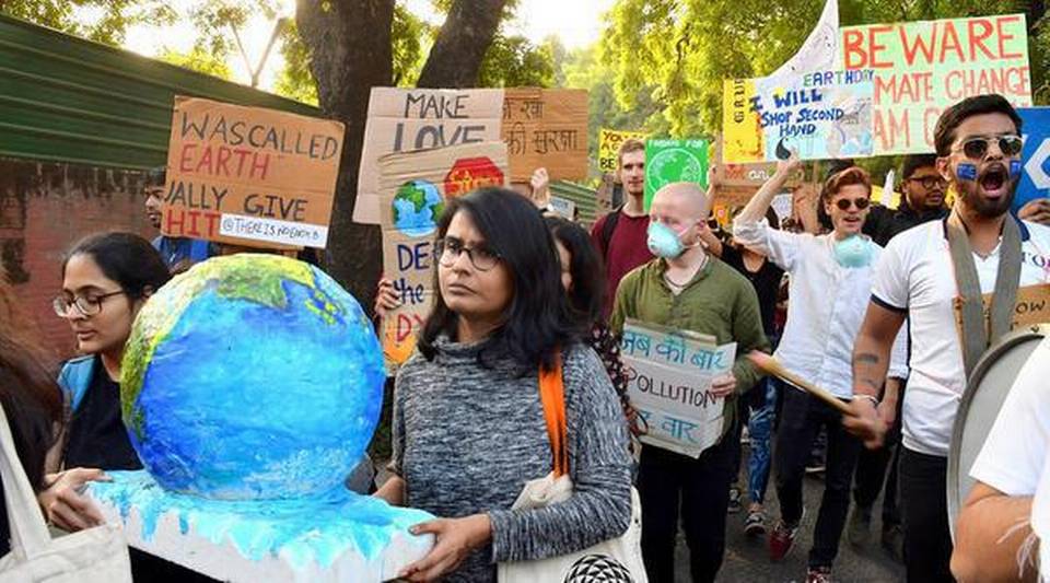 STUDENT-PROTEST-CLIMATE-CHANGE-LODHI-GARDEN