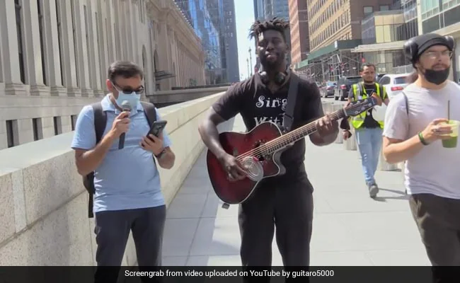 Indian Origin man steals the show with singing