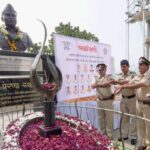 Tribute paid to martyrs of Mumbai attacks
