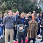Community rallies 1