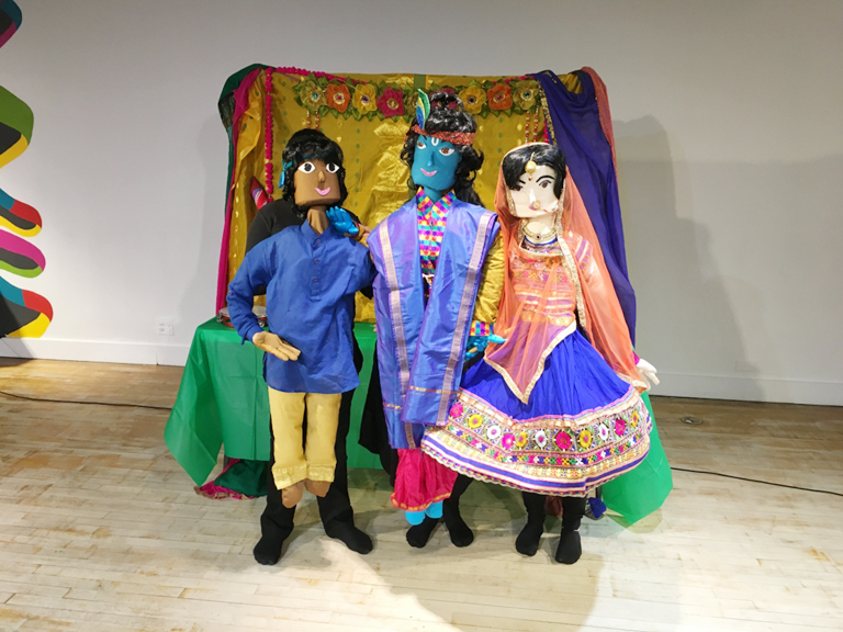 Holi_PuppetShow (1)