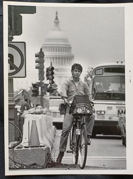 Jay Mandal on bicycle tour of the world in Washington